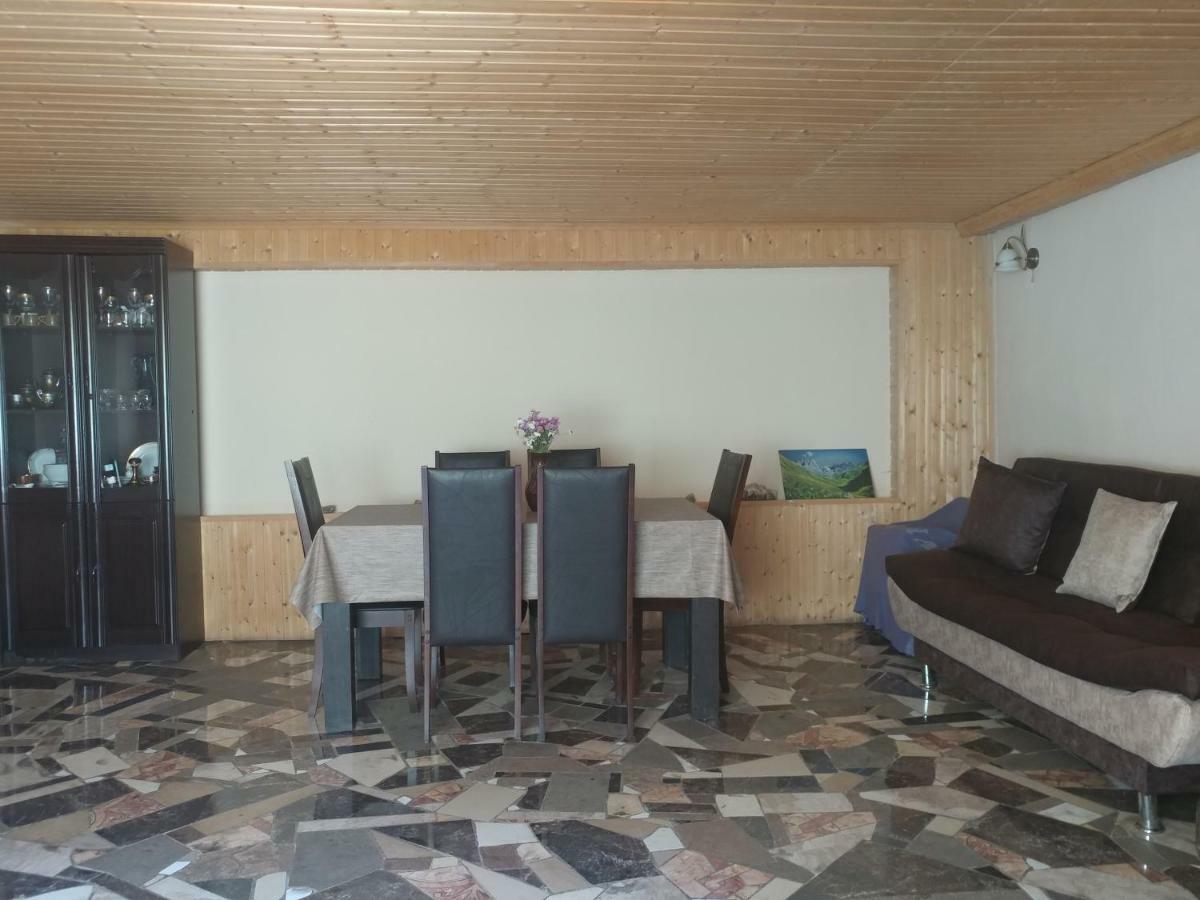 Lali'S Guest House In Juta Εξωτερικό φωτογραφία